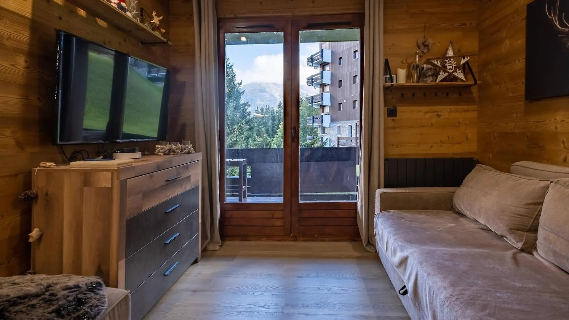 Appartement 3 Pieces Avec Balcon, Wifi Et Animaux Acceptes A Meribel - Fr-1-355-201 Apartment