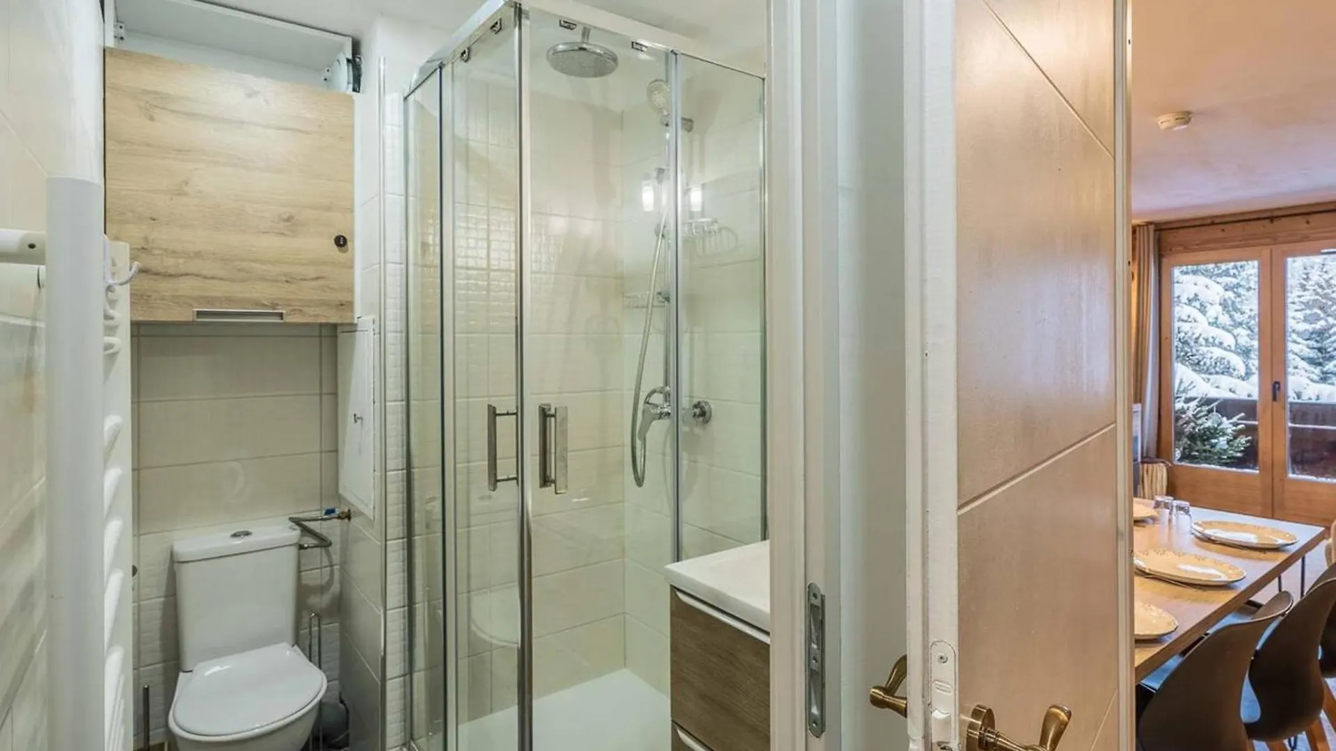 Appartement 3 Pieces Avec Balcon, Wifi Et Animaux Acceptes A Meribel - Fr-1-355-201 شقة