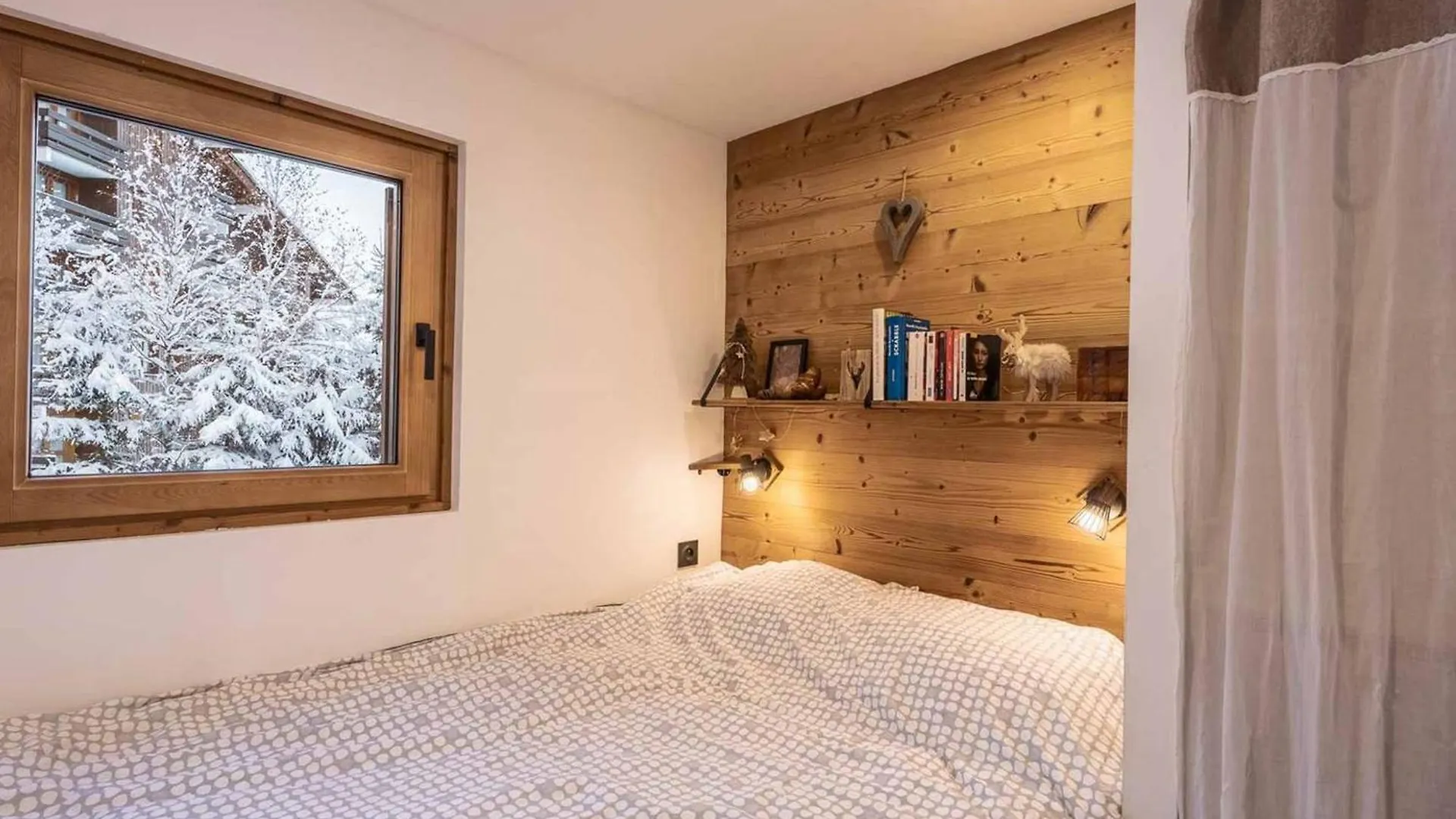 شقة Appartement 3 Pieces Avec Balcon, Wifi Et Animaux Acceptes A Meribel - Fr-1-355-201